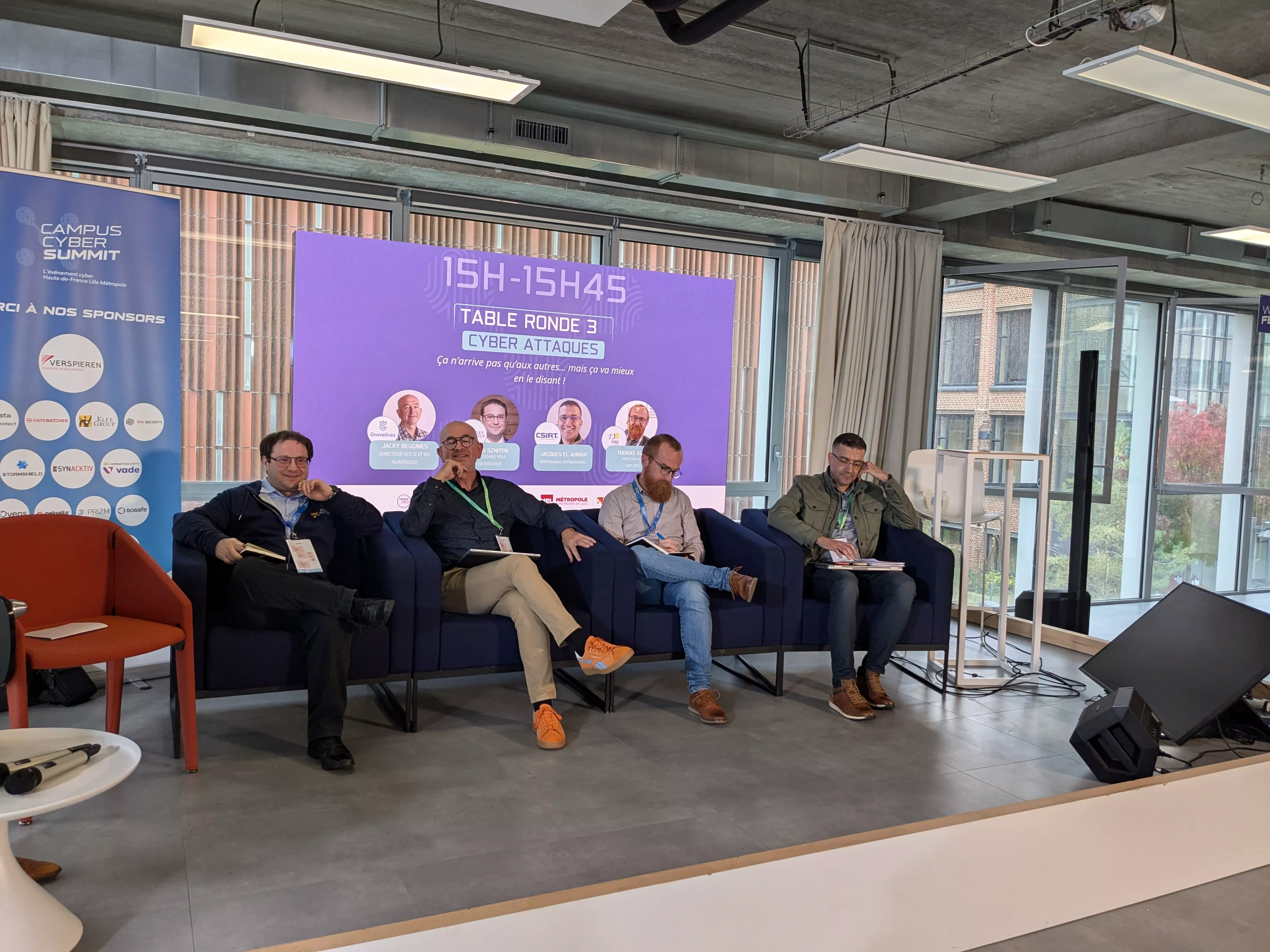 Table ronde "ça n'arrive pas qu'aux autres...mais ça va mieux en le disant"